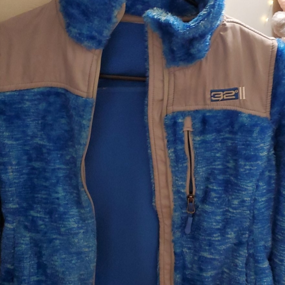 Weather proof 360 jacket